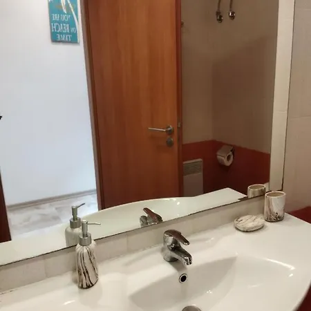 Yungata Apartment in Stella Maris , ЮНГАТА